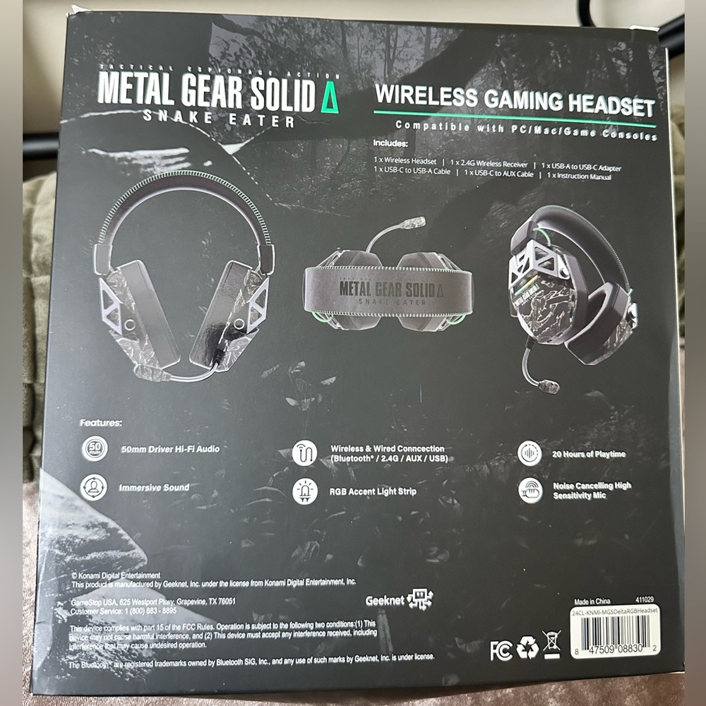 🎮 Metal Gear Solid Δ Snake Eater Wireless Gaming Headset – Limited Edition (New) - Picture 2 of 2
